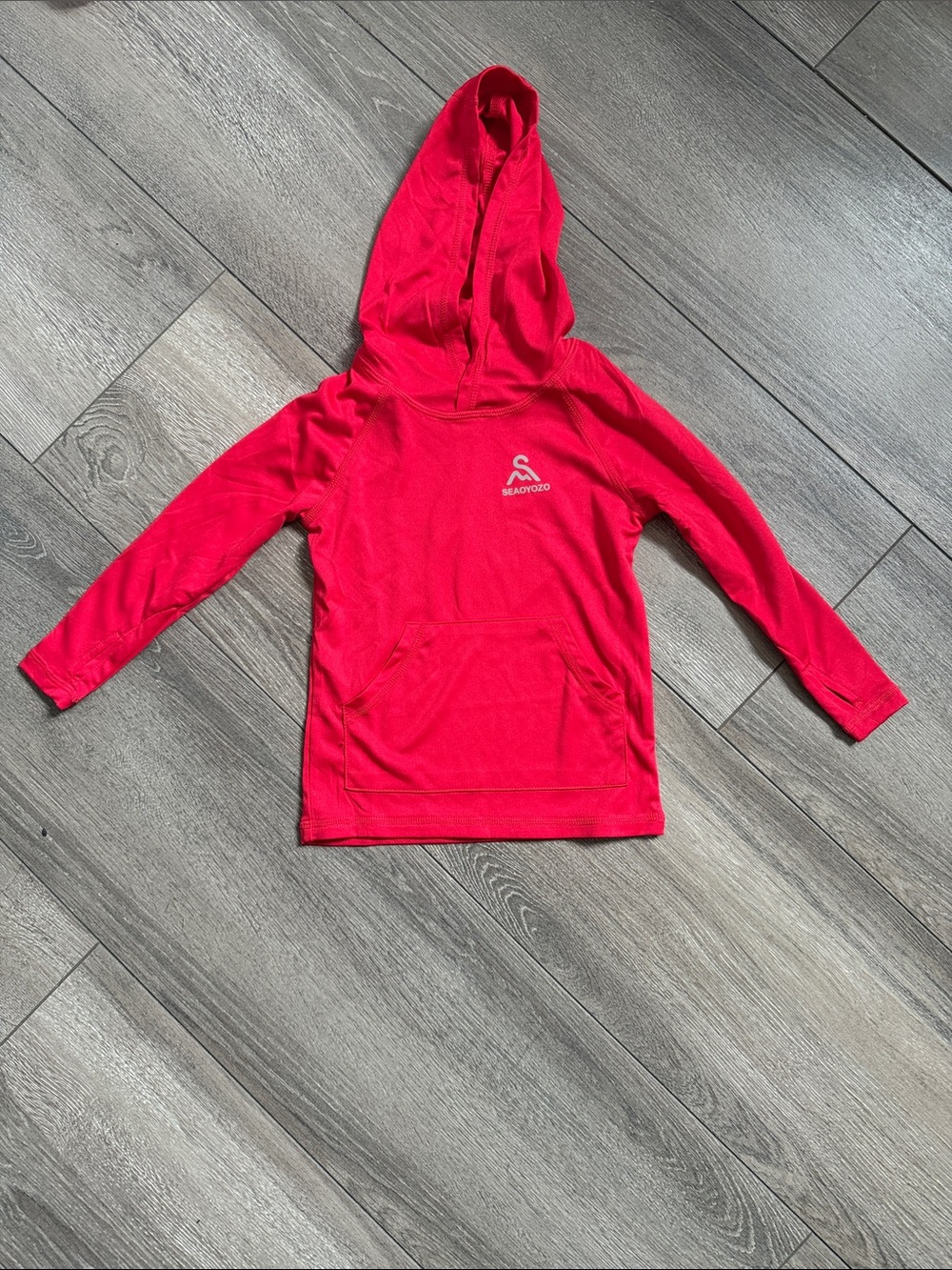 Hooded Pullover in red Like New
